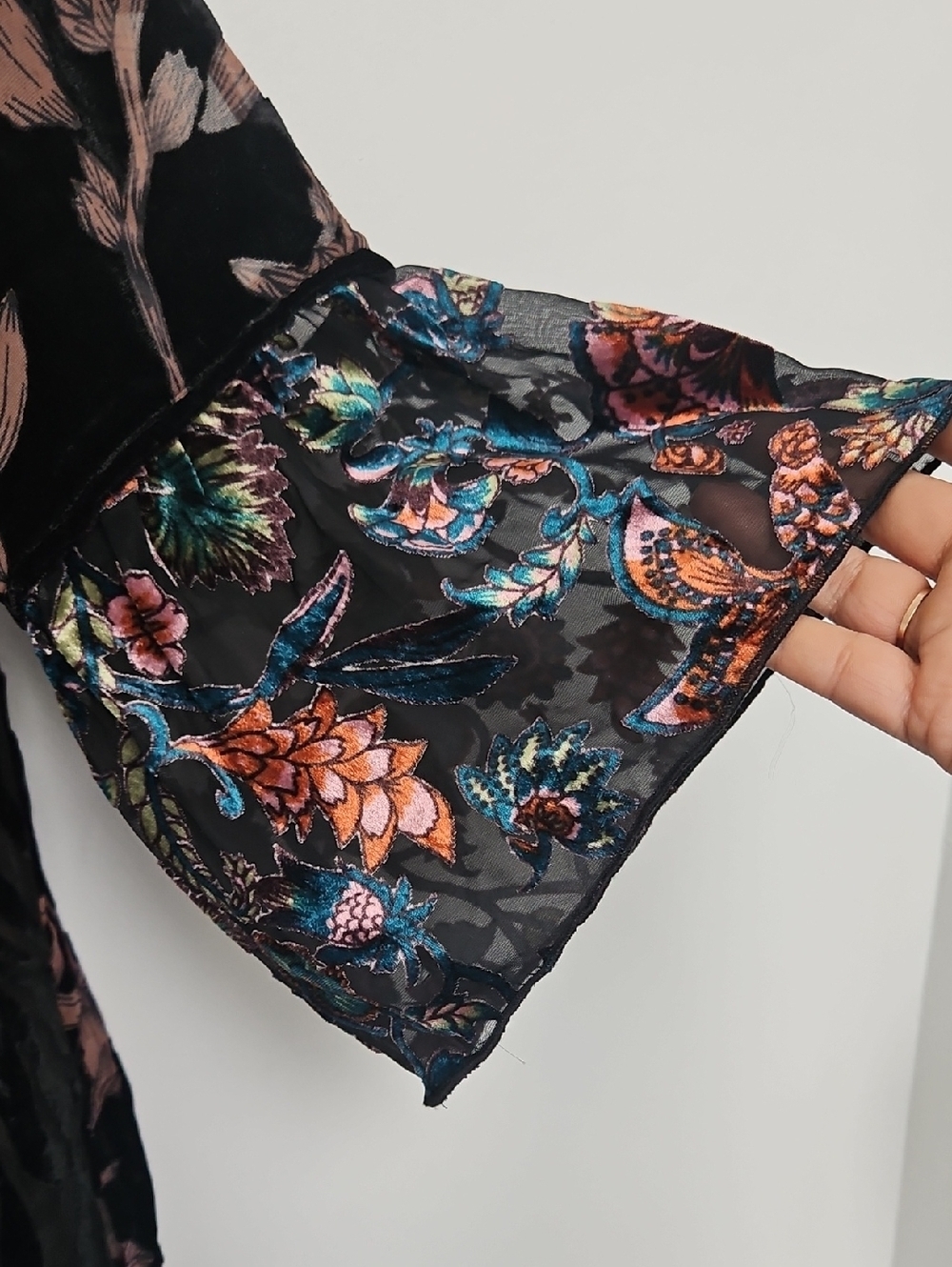 Multiples Burnout Velvet Jacket Womens Sz L Black Flared Kimono Floral NWT - Picture 3 of 11